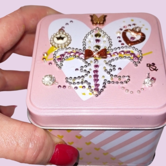 Blush & Copper Fleur de lis Gift Box - Picture 7 of 8